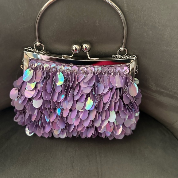 Nina Lavender Sequin Clutch Royal Lilac with shoulder chain. NWT. - Picture 3 of 6